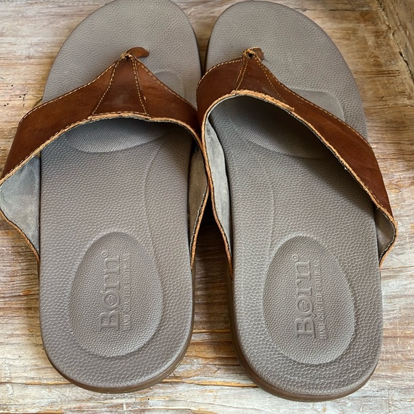 Sandals_&_Flip_Flops